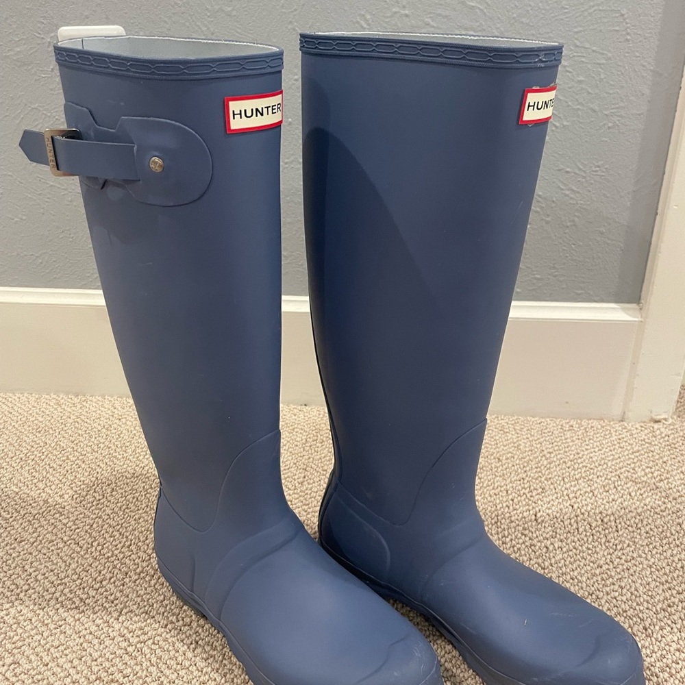 HUNTER Women's Tall Back Adjustable Rain Boots - worn once